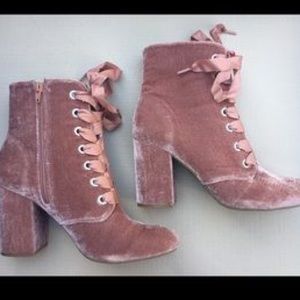 Kenneth Cole velvet blush lace up booties